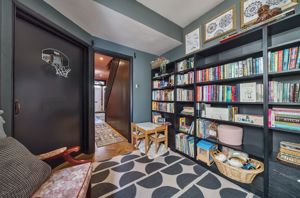 Morning Room- click for photo gallery